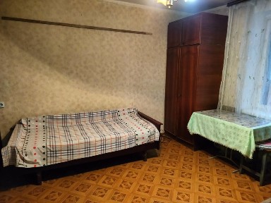 Здам 1 кв на Олега Ольжича, Корабельний р-н