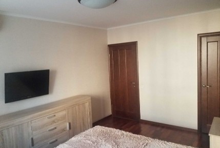 Оренда 1 к квартири вул. Замостянська