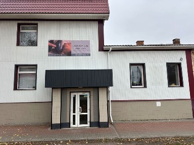 Здається в оренду приміщення, центр, є туалет, індивідуальне опалення.