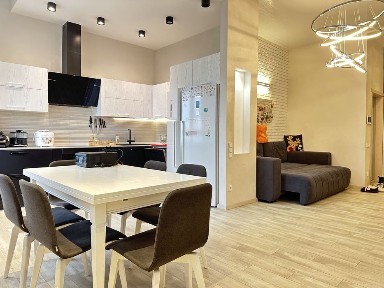 Продам видовую кв ул. Милорадовичей, Горсад! Автономка. Ремонт.