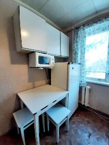 Продаж 2-кімнатної квартири на Новомістенській, парк 