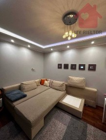 Продаж трикімнатної квартири по вул. Гвардійська