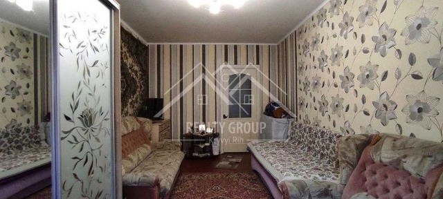 Продається 1-к квартира, покращеного планування на 5-Зарічному