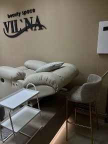 Оренда місця в салоні