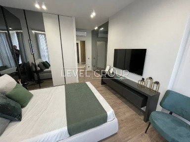 Київ, Святошинський, Берковецька 4Д