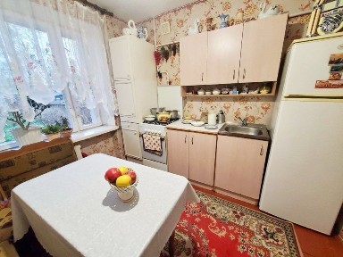 Оренда 1 кімнатної, КОМАРОВА (ПАРКОВИЙ ПРОЇЗД), є всі МЕБЛІ та ТЕХНіКА