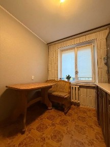 Продам 2 кімнатну квартиру по вулиці Пирогова 4904