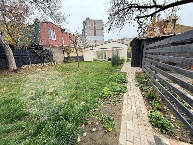 Космос/13 Лінія 3к новобудова 68м2 і 6 соток землі. Після ремонту