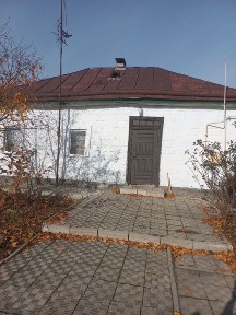 Продається будинок з великою тереторією, газом- с. Вознесенське