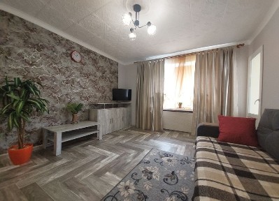 2х км. кв•центр, чеки на проживання