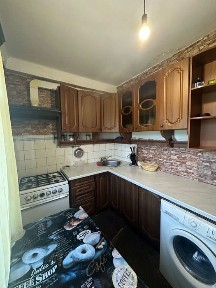 Київ, Дніпровський, вулиця Братиславська 30