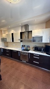 Аренда 2 комнатная квартира. Привоз. Екатериненская. Центр города