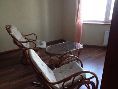 СДАМ 2 комнатная квартира Литературная 12а