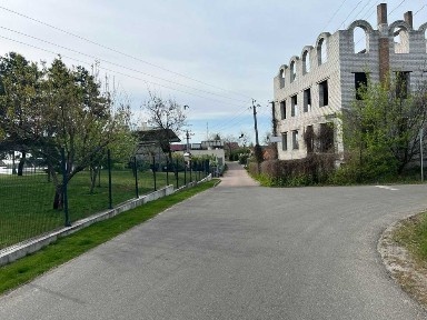 Продаж недобудованого котеджу, біля моря. Лютіж