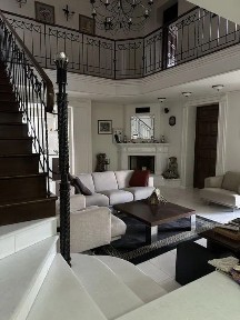 3.к. квартира в клубном доме на Тельмана Центр 187м2 пр. Кирова