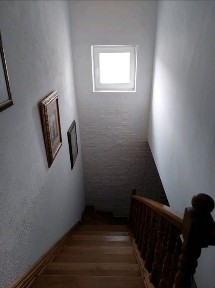 Продаж будинку біля блакитних озер evg