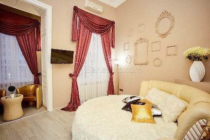 Аренда 5-комнатной квартиры 100 м², Греческая пл., 1