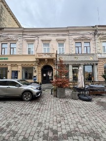 Продаж квартири під комепцію / апартаменти ЦЕНТР