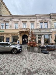 Продаж квартири під комепцію / апартаменти ЦЕНТР
