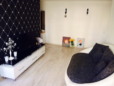 3-кім Євроремонт в центрі, дві окремі спальні