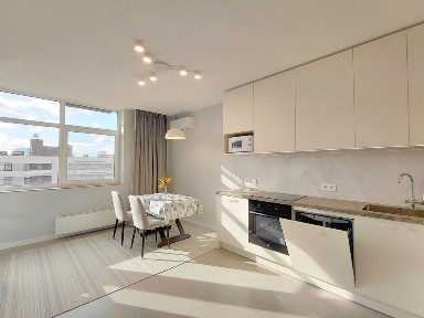 Олександра Олеся вулиця, мікрорайон Виноградар, район Подільський, Київ, вул. Олександра Олеся 1 • ID 33577948