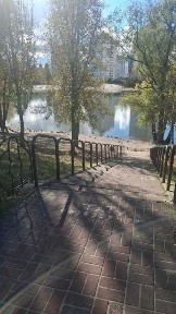 Здамо 2 кімнатну біля ст. М. 