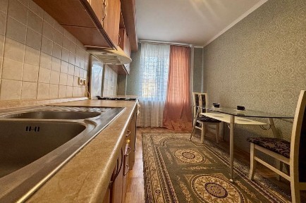 Оренда 3-кімнатної в Чабанах - центр, 92 м²