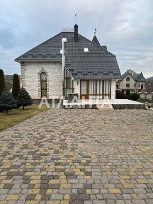 Розкішний будинок 350 кв. м., зайти та жити.