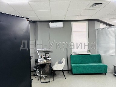 Оренда студії краси, офісу 55м2 Лук'янівка, н/ф електрика є постійно