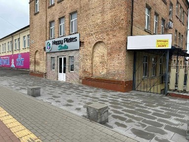 Здам приміщення з ремонтом! Фасад! Центральний ринок! вул. Павліченко!