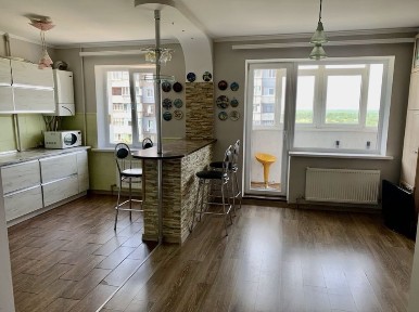 Квартира Жадова власник