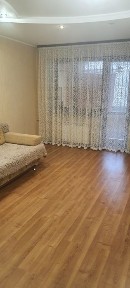 Аренда большая перепланированная 1 комн. квартира-студия на Молодёжном