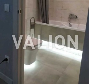 Продаю 3к. кв. вул. Калнишевського 14 з ремонтом.