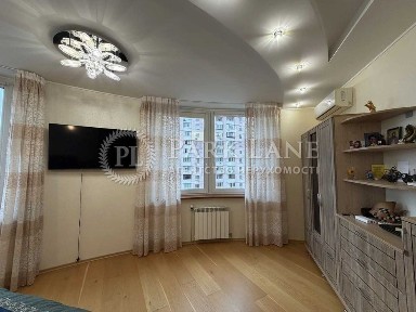 Без% Пчілки Олени 2 4-к квартира 139м2 якісний ремонт ВИГІДНО Дарниця