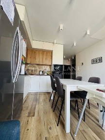 Нивки парк Шевченківський 3 кімнатна з ремонтом