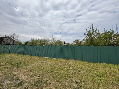 Будинок в центрі с. Синяк! 32 сотки - фасадна ділянка!