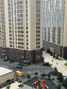 Продам просторную 2-комн. квартиру в Кадорр на ул. <a href='/newbuilding/1228/view/zk-saharova'>Сахарова</a>