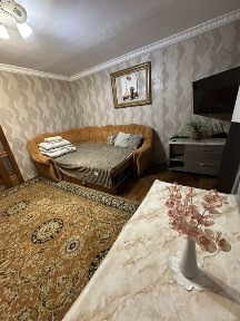 Оренда - 3 кімнатна, Центр. Здаємо під свята