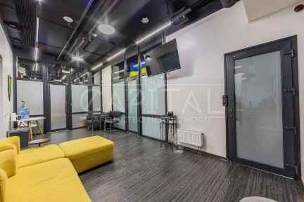 Продаж нового комерційного приміщення