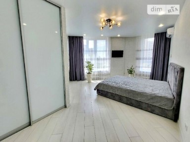 Здам подобово 2к квартиру на вул. 600-річчя 3А • ID 33267562