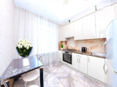 Здам подобово 1к квартиру на просп. Яворницького Дмитра 55 • ID 31684576