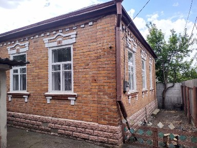 Терміново продам будинок у Дергачах.