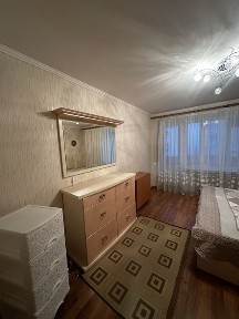 Здам 3-х кімнатну квартиру в центрі міста