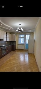 Продаж 4 квмнатної квартири в центрі