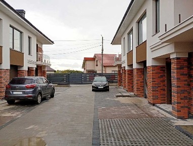 Преміум таунхаус з гаражем, вул. Вовчинецька, 4 кімнати, кухня-студія