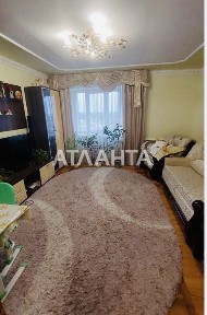 Терміново продається трикімнатна квартира!