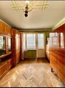 Продаж 2к вул Наукова 56000$