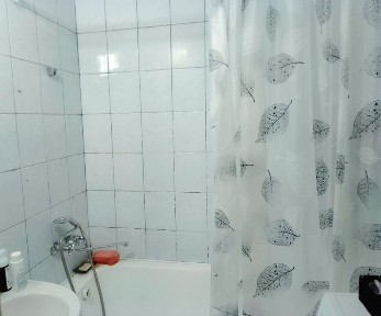 Оренда 2 кім квартири на 1-2 місяці Сихів