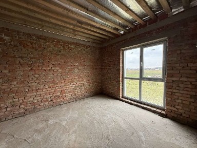 Продаж котеджу біля міста