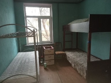 Метро Нивки 4 мин. Дом для большого количества людей